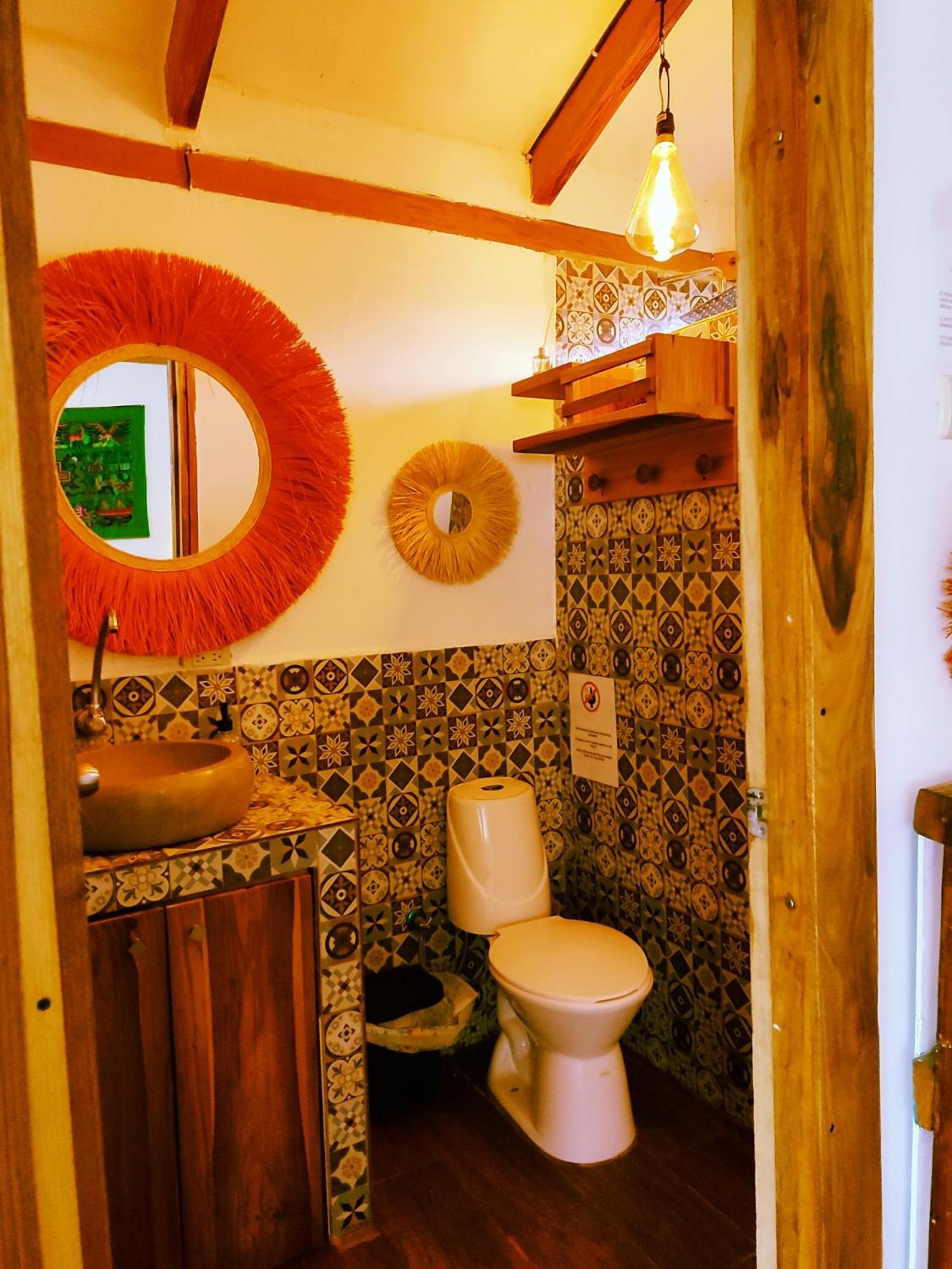 Hotel Café Madame à Puerto López Extérieur photo